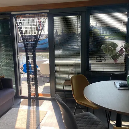 Houseboat De Amstel