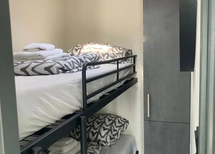 Houseboat De Amstel Monnickendam